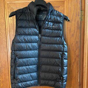 Black Eddie Bauer down vest